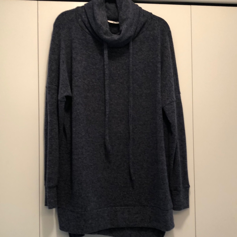 Zenana soft sweat shirt, size XL, will fit up to 2x